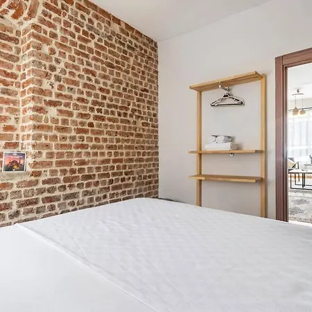 Happy Aparthotel *
