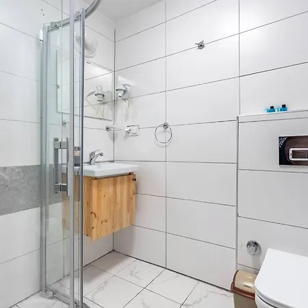 Happy Aparthotel *